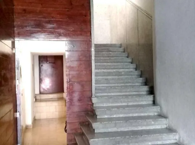 Roma Sur With Balcony - Family Friendly
