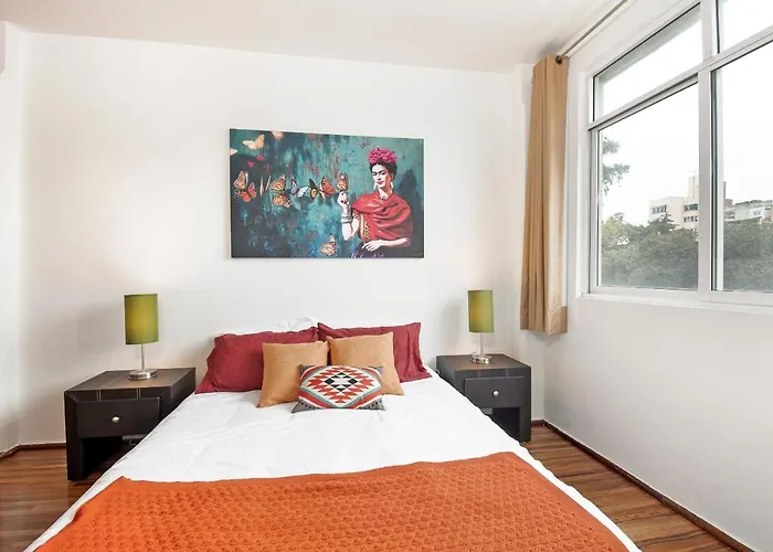 Roma Sur With Balcony - Family Friendly Apartment