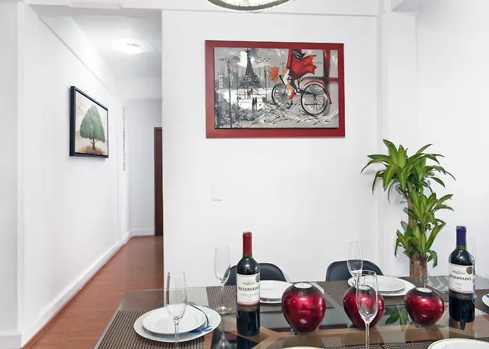 Roma Sur With Balcony - Family Friendly *